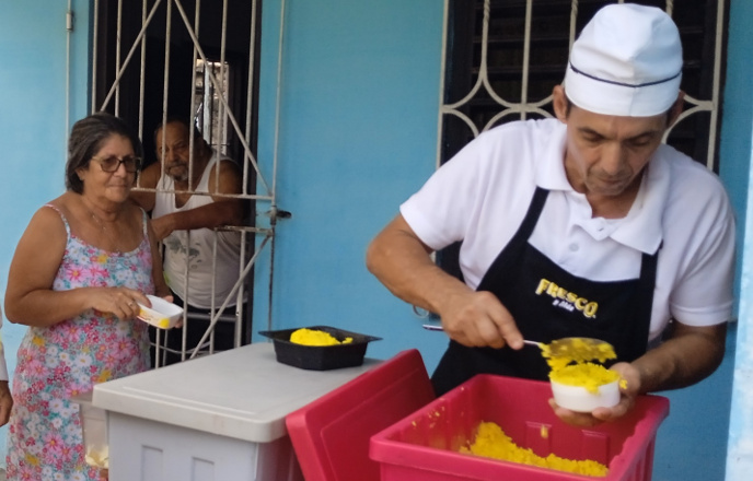Habilitan áreas para venta de comidas elaboradas