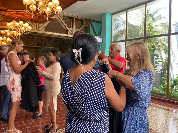 Fotos: De la autora Abogados ingresan a la Organizació