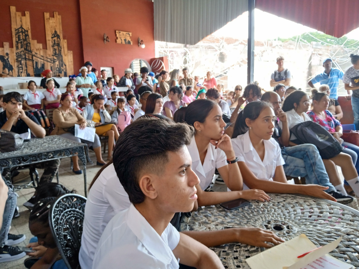 Foto: Zenia Donet García/ Radio Cadena Agramonte En Camagüey, 49 Seminario Juvenil de Estudios Martianos