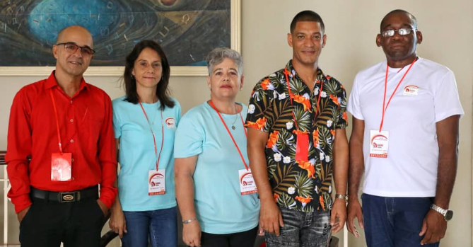 Radio Cadena Agramonte: Premios en casa