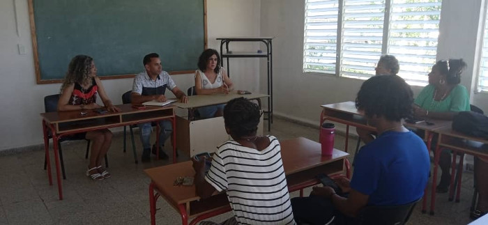 Foto: tomada de x.com/uc_camaguey Importante académica española en la Universidad de Camagüey