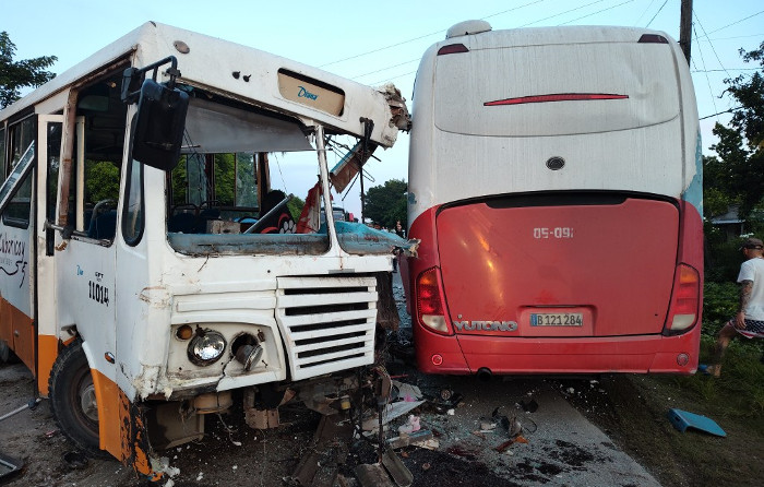 Actualizan sobre lesionados en accidente masivo en Ranchuelo