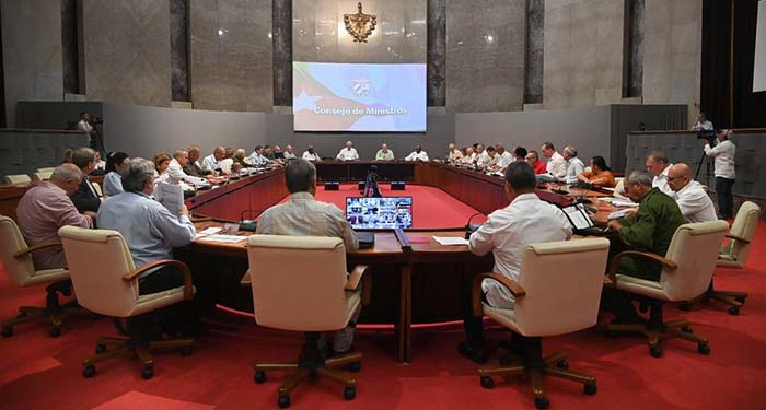 Tres nuevos anteproyectos de leyes al Parlamento 