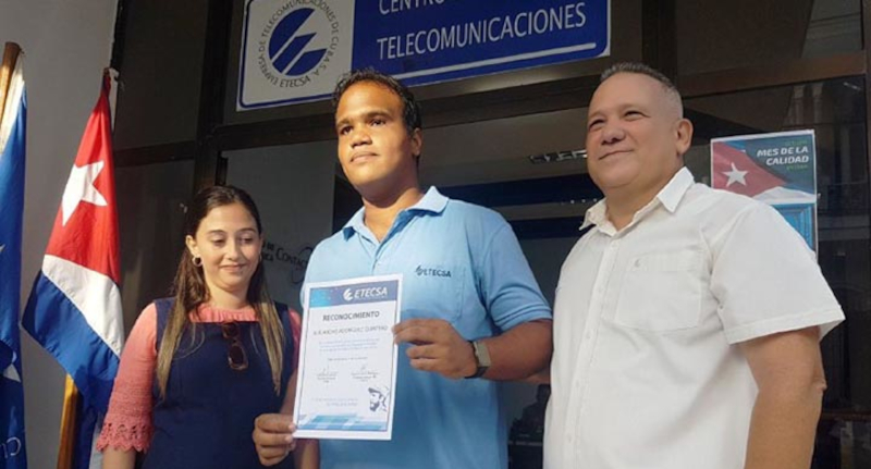 En jornada de innovadores reconocen a ETECSA en Camagüey 
